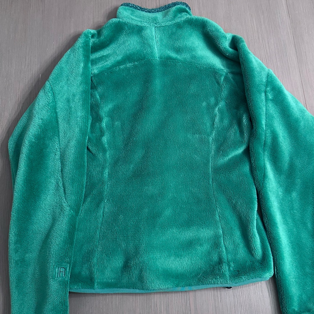 Patagonia R3 Jacket - Windproof - Picture 2 of 7